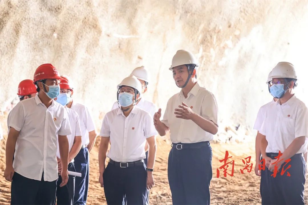 李红军专题调研南昌绕城高速西二环项目建设情形